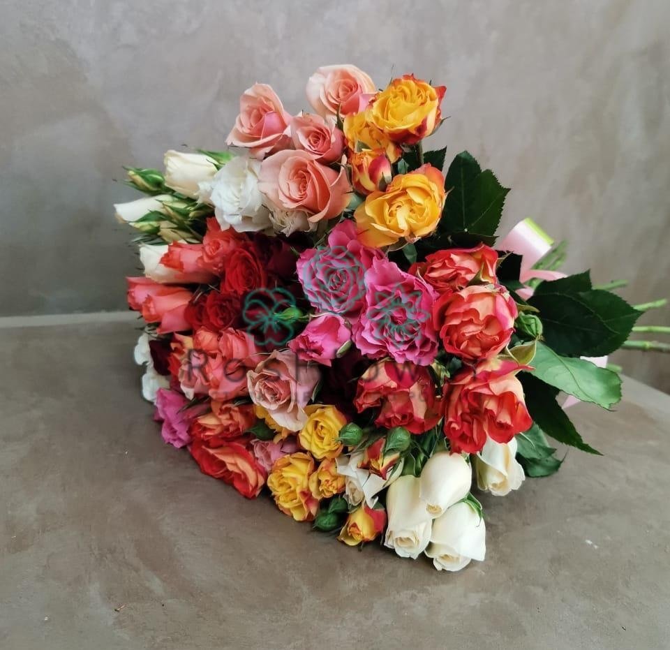 Букет цветов из: Розы в Урожайном