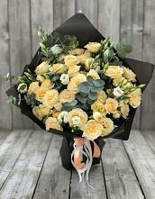 Букет цветов из:  Розы и Лизиантусы #REPLACE_PRED# Урожайном