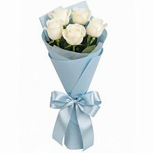 Букет 5 Белых роз Проуд в Урожайном