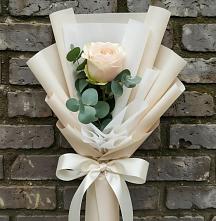 Букет цветов из:  Розы в Урожайном