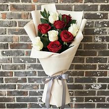 Букет цветов из:  Розы в Урожайном