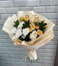Букет цветов из:  Розы и Хризантемы в Урожайном