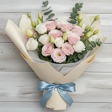 Букет цветов из:  Лизиантусы #REPLACE_PRED# Урожайном