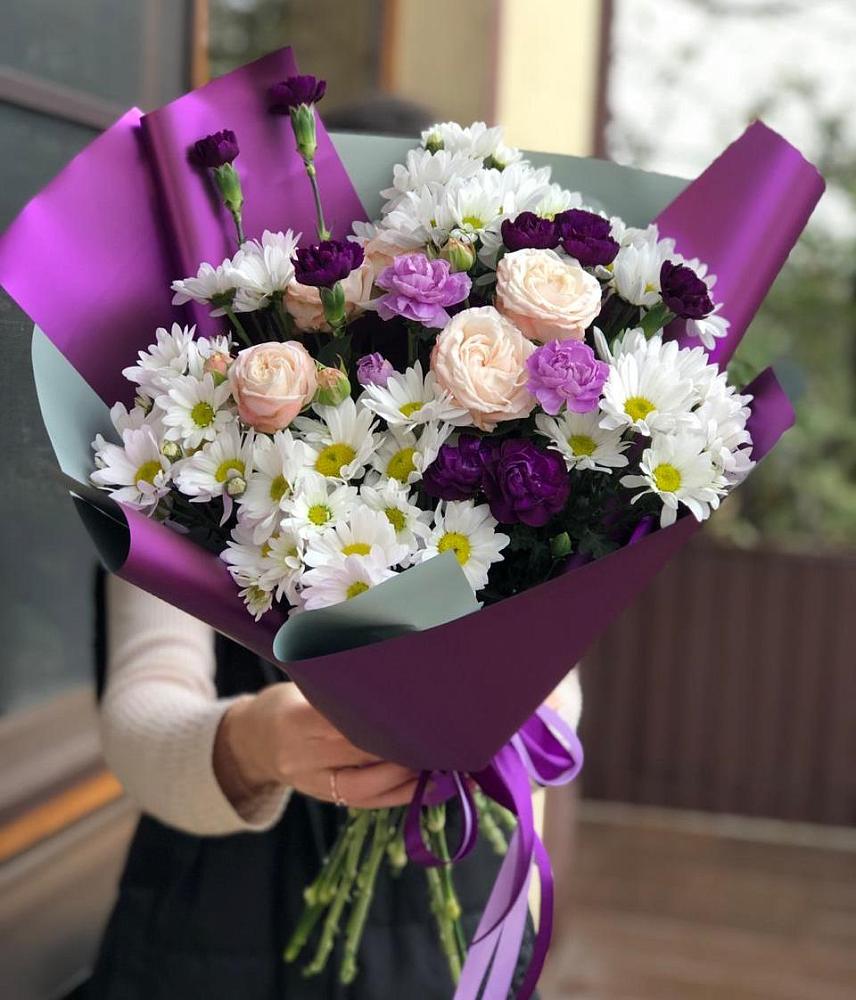 Букет цветов из: Хризантемы, Гвоздики и Розы в Урожайном