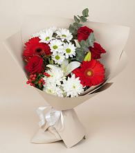 Букет цветов из:  Розы, Хризантемы, Герберы и Лилии в Урожайном