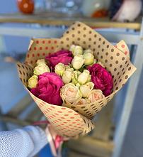 Букет цветов из:  Розы в Урожайном