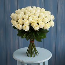 Букет 51 Белая роза Эдлесс Лав в Урожайном