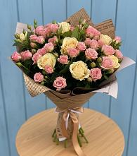 Букет цветов из:  Розы в Урожайном