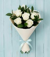 Букет цветов из:  Розы в Урожайном