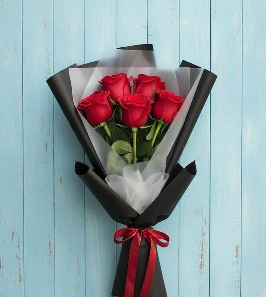 Букет цветов из: Розы в Урожайном