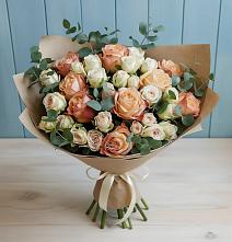 Букет цветов из:  Альстромерии и Розы в Урожайном